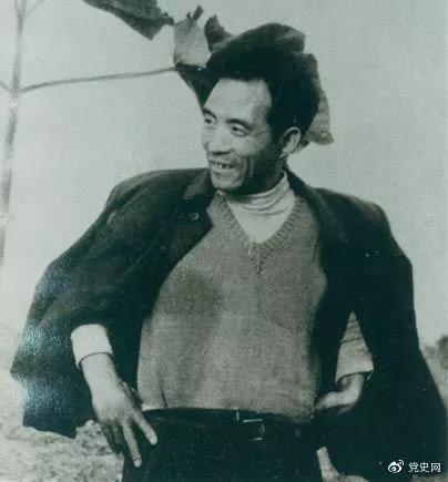 1966��2��7�գ��������Ո󡷿����LƪͨӍ���hί��ӛ�İ�ӡ�����ԣ�������D�齹ԣ����