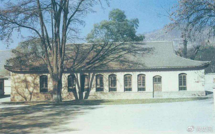 ����ƺ�����fַ��λ���Ӱ��Ǳ���������܊ί�Ͱ�·܊����1937����1947��3�µ����ڵ���