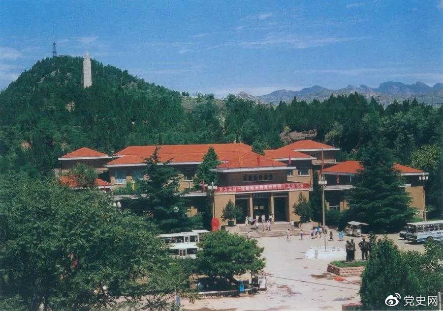 1978��5��26�գ��������й������fַ�ͼo(j��)���^ͬ�r�����_����