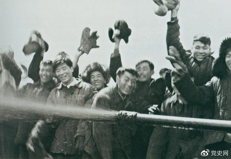 1959��9��26�գ��ں��������ݿh��ͬ�(zh��n)�������ɻ�3̖�������˹��I(y��)�������l(f��)�F(xi��n)�˴����������R�����c10���������������c������