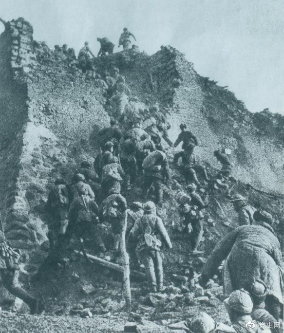 1948��12����������܊���±�����?c��i)��l(f��)�𹥓����@�ǽ��܊��(zh��n)ʿ�����±������^�� 