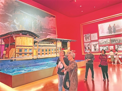 推動全黨全社會學好用好黨史