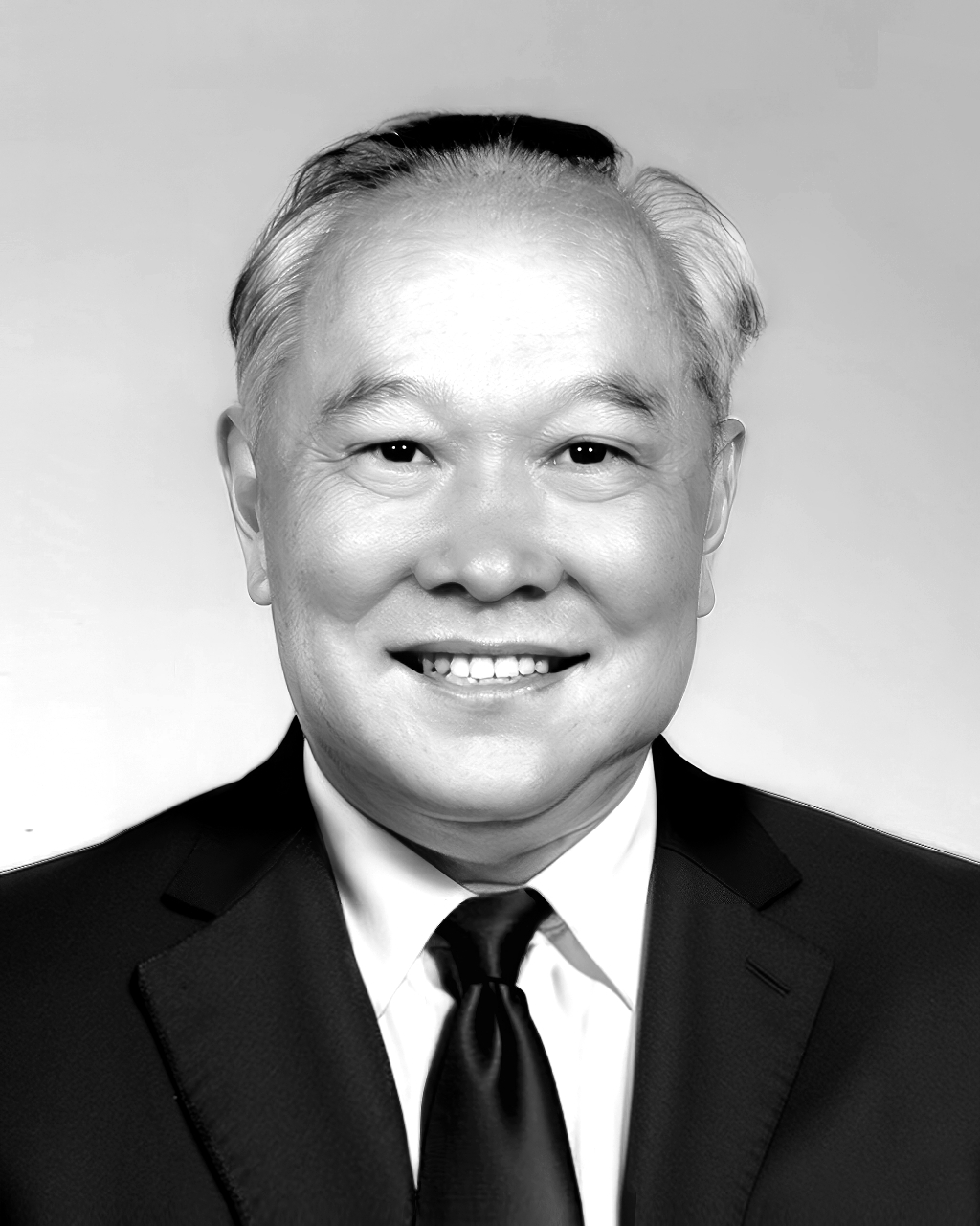 金沖及金沖及（1930-2024）。中共黨史和文獻(xiàn)專家、歷史學(xué)家、馬克思主義理論工作者，原中央文獻(xiàn)研究室副主任。曾任復(fù)旦大學(xué)團(tuán)委書記、教務(wù)部副主任，文物出版社總編輯等職，曾兼任中國史學(xué)會會長，是政協(xié)第七屆、八屆、九屆全國委員會委員，政協(xié)第八屆、九屆全國委員會文史資料委員會副主任。北京大學(xué)、復(fù)旦大學(xué)兼職教授、博士生導(dǎo)師，俄羅斯科學(xué)院外籍院士。擔(dān)任《復(fù)興文庫》總主編，主持編寫《毛澤東傳（1893-1949）》《周恩來傳》《劉少奇?zhèn)鳌贰吨斓聜鳌贰蛾愒苽鳌返取Ｖ小抖兰o(jì)中國史綱》《轉(zhuǎn)折年代：中國的1947年》《辛亥革命史稿》等，晚年出版“金沖及文叢”14種。